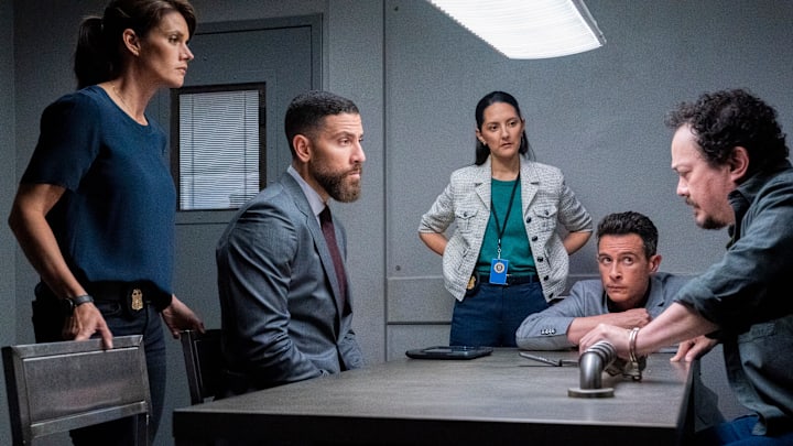 “Trusted” – The team is on the case when a suburban couple is murdered and all forensic evidence points to the home’s previous owner, who is currently serving 10 years in federal prison. Meanwhile, OA reunites with an old military colleague, and Scola tries to welcome a new partner, on FBI, Tuesday, Oct. 22 (8:00-9:00 PM, ET/PT) on the CBS Television Network, and streaming on Paramount+ (live and on demand for Paramount+ with SHOWTIME subscribers, or on demand for Paramount+ Essential