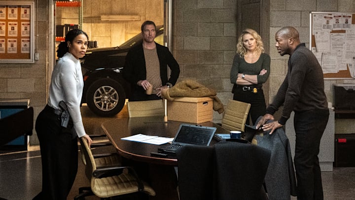 “Above & Beyond” – When a mysterious deal goes south, leaving behind multiple bodies, the Fugitive Task Force heads to Virginia to put the pieces together with the help of a familiar face and new addition to the team, Special Agent Nina Chase (new series regular Shantel VanSanten). Also, Remy continues to grapple with the aftermath of connecting with his long-lost nephew, on the fifth season premiere of FBI: MOST WANTED, Tuesday, Feb. 13 (10:00-11:00 PM, ET/PT) on the CBS Television Network,