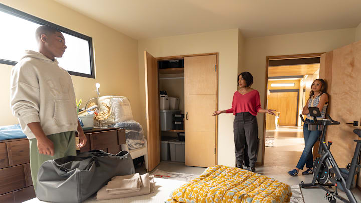 9-1-1 - “Día de los Muertos” - The 118’s beliefs are put to the test as they respond to emergency calls involving a Jack-o’-lantern and a few more jump scares than they were expecting on Halloween. THURSDAY, NOV. 6 (8:00-9:00 p.m. EST) on ABC. (Disney/Christopher Willard)
ELIJAH M. COOPER, ANGELA BASSETT, CORINNE MASSIAH 9-1-1 - “Día de los Muertos” - The 118’s beliefs are put to the test as they respond to emergency calls involving a Jack-o’-lantern and a few more jump scares than they were expecting on Halloween. THURSDAY, NOV. 6 (8:00-9:00 p.m. EST) on ABC. (Disney/Christopher Willard)
ELIJAH M. COOPER, ANGELA BASSETT, CORINNE MASSIAH