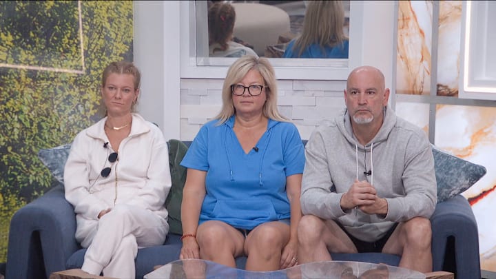 BIG BROTHER season 26 July 31, on the CBS Television Network and live streaming on Paramount+ and PlutoTV. Pictured: Lisa Weintraub, Angela Murray and Kenney Kelley. Photo: CBS ©2024 CBS Broadcasting, Inc. All Rights Reserved. Highest quality screengrab available.