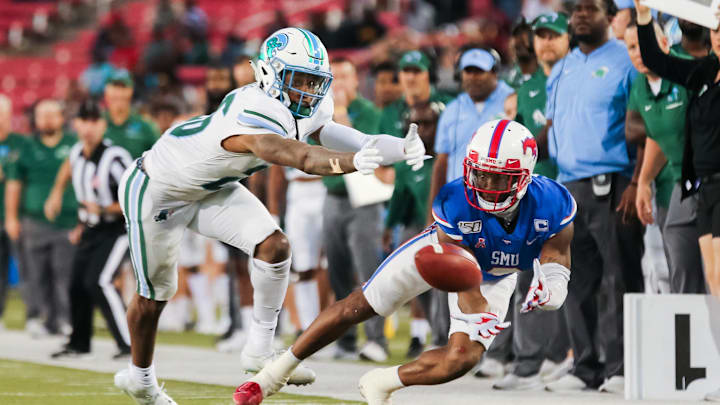 Nov 30, 2019; Dallas, TX, USA; Southern Methodist Mustangs wide receiver James Proche (3) makes the
