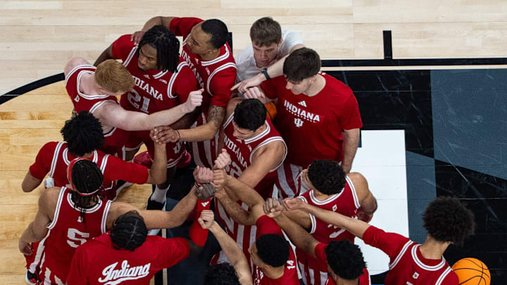 The Indiana Hoosiers huddle Thursday, March 13, 2025, before their game against the Oregon Ducks in the 2025 TIAA Big Ten Men’s Basketball Tournament at Gainbridge Fieldhouse in Indianapolis.