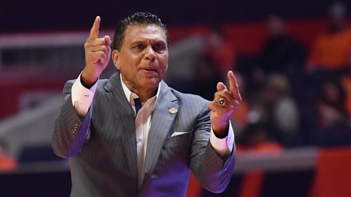 Dec 29, 2022; Champaign, Illinois, USA;  Bethune-Cookman Wildcats head coach Reggie Theus reacts