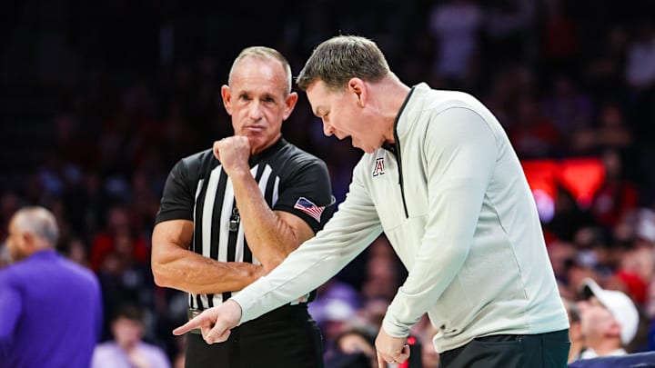 Arizona Wildcats head coach Tommy Lloyd