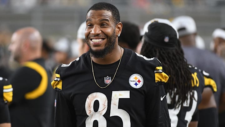 Aug 21, 2021; Pittsburgh, Pennsylvania, USA;  Pittsburgh Steelers tight end Eric Ebron (85) during the fourth quarter against the Detroit Lions at Heinz Field. Mandatory Credit: Philip G. Pavely-Imagn Images