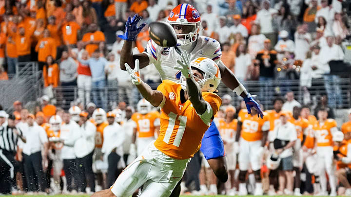 Tennessee wide receiver Chas Nimrod (11) can't bring in the catch during a SEC conference game between Tennessee and Florida in Neyland Stadium on Saturday, Oct. 12, 2024.