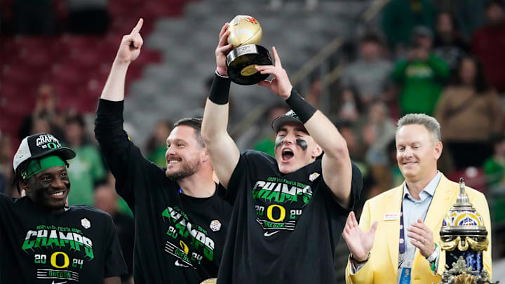 Oregon Ducks quarterback Bo Nix and head coach Dan Lanning