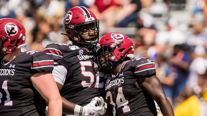 South Carolina football offensive lineman Jaylen Nichols is in the transfer portal.