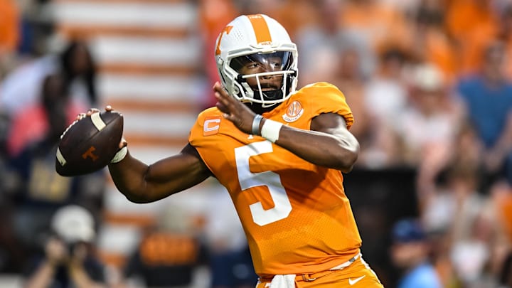 Sep 17, 2022; Knoxville, Tennessee, USA; Tennessee Volunteers quarterback Hendon Hooker (5) throws