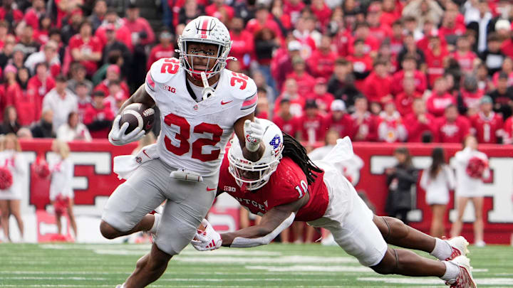 Nov 4, 2023; Piscataway, New Jersey, USA; Ohio State Buckeyes running back TreVeyon Henderson (32)