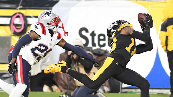 Dec 7, 2023; Pittsburgh, Pennsylvania, USA;  Pittsburgh Steelers wide receiver Diontae Johnson (18)