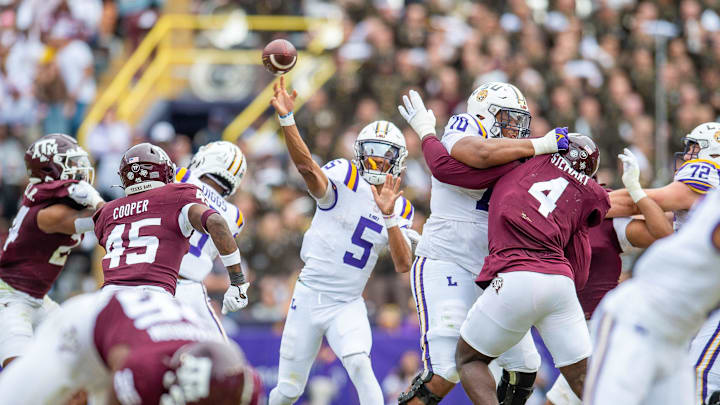 Quarterback Jayden Daniels 5 as the LSU Tigers take on Texas A&M in Tiger Stadium in Baton Rouge, Louisiana, November 25, 2023. Quarterback Jayden Daniels 5 as the LSU Tigers take on Texas A&M in Tiger Stadium in Baton Rouge, Louisiana, November 25, 2023.
