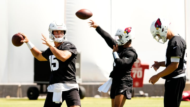 Arizona Cardinals quarterbacks Clayton Tune (15) and Kyler Murray (background) during minicamp at Dignity Health Training Center on June 11, 2024. Arizona Cardinals quarterbacks Clayton Tune (15) and Kyler Murray (background) during minicamp at Dignity Health Training Center on June 11, 2024.