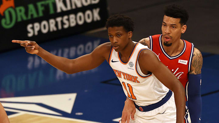 Frank Ntilikina of the New York Knicks directs his teammate as Danny Green of the Philadelphia 76ers. Mandatory Credit: Elsa/Pool Photo-Imagn Images Frank Ntilikina of the New York Knicks directs his teammate as Danny Green of the Philadelphia 76ers. Mandatory Credit: Elsa/Pool Photo-Imagn Images