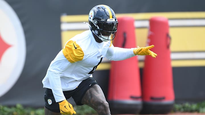 Jun 10, 2025; Pittsburgh, PA, USA;  Pittsburgh Steelers wide receiver DK Metcalf (4) during minicamp at their South Side facility. Mandatory Credit: Philip G. Pavely-Imagn Images
