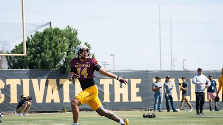 Tight end AJ Ia (14) works out at Sun Devils spring football practice at ASUÕs on April 1, 2025, in ,