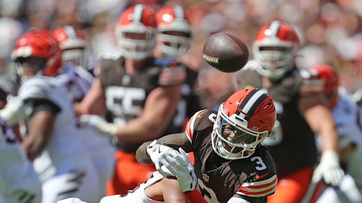 Cleveland Browns wide receiver Jerry Jeudy (3) can’t hang on to a pass after Cincinnati Bengals cornerback DJ Turner II (20) interfered Sept. 7, 2025, in Cleveland. Cleveland Browns wide receiver Jerry Jeudy (3) can’t hang on to a pass after Cincinnati Bengals cornerback DJ Turner II (20) interfered Sept. 7, 2025, in Cleveland.