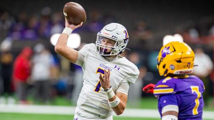 Alexandria takes on Edna Karr in the LHSAA Div I State Football Championship game