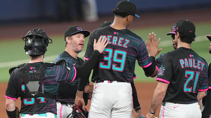 Miami Marlins pitcher Eury Pérez gets taken out of the game by manager Clayton McCullough