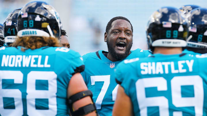 Jacksonville Jaguars offensive tackle Cam Robinson (74) gets his teammates pumped up before the start of Sunday's game against the Tennessee Titans. The Jacksonville Jaguars hosted the Tennessee Titans at TIAA Bank Field in Jacksonville, Florida, October 10, 2021.  The Jaguars trailed at the half 24 to 13. [Bob Self/Florida Times-Union]

Jki 101021 Jaguarsvstitans 28
