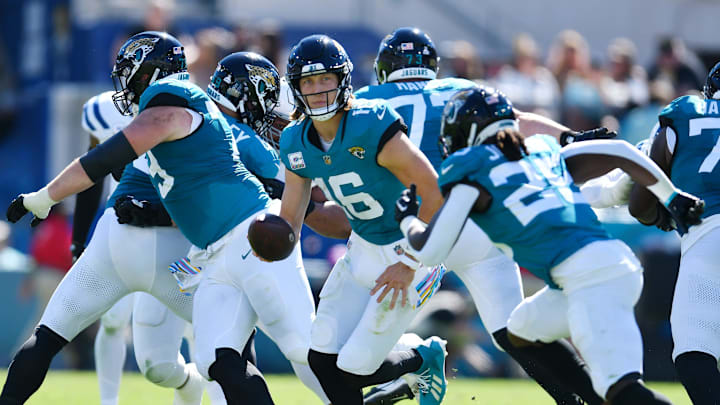 Jacksonville Jaguars quarterback Trevor Lawrence (16) rolls out to scramble during fourth quarter action. The Jacksonville Jaguars hosted the Indianapolis Colts at EverBank Stadium in Jacksonville, FL Sunday, October 15, 2023. The Jaguars ended the first half with a 21 to 6 lead and won with a final score of 37 to 20. Jacksonville Jaguars quarterback Trevor Lawrence (16) rolls out to scramble during fourth quarter action. The Jacksonville Jaguars hosted the Indianapolis Colts at EverBank Stadium in Jacksonville, FL Sunday, October 15, 2023. The Jaguars ended the first half with a 21 to 6 lead and won with a final score of 37 to 20.
