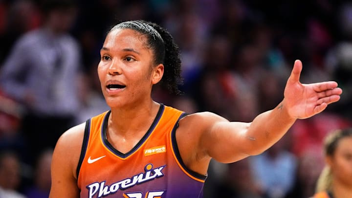 Phoenix Mercury forward Alyssa Thomas (25) reacts during action against the New York Liberty in the first half during Game Three of the 2025 WNBA Playoffs first round at PHX Arena on Sept. 19, 2025, in Phoenix.