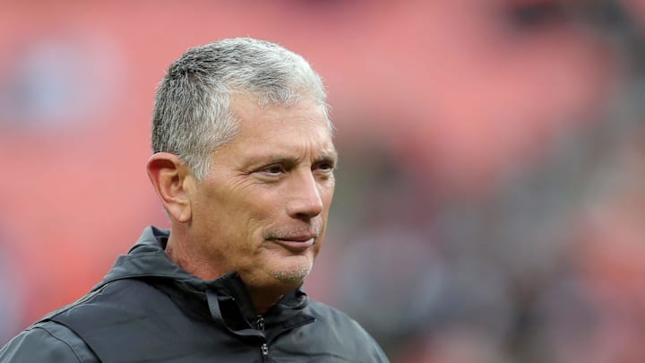 Cleveland Browns defensive coordinator Jim Schwartz watches the team warm up before an NFL football game at Huntington Bank Field, Nov. 16, 2025, in Cleveland, Ohio.