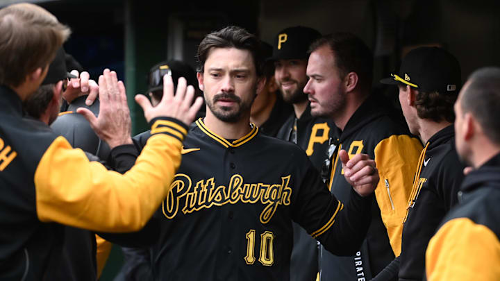 The walk-happy Pirates scored 17 runs in Saturday's win over the Reds. 