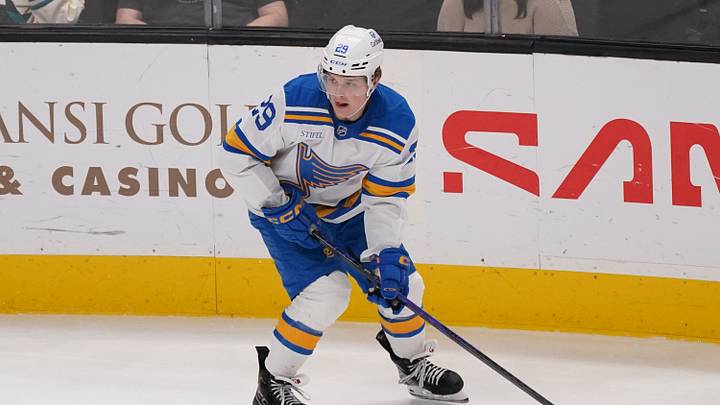 Mar 30, 2026; San Jose, California, USA; St. Louis Blues right winger Jonatan Berggren (29) controls the puck against the San Jose Sharks in the third period at SAP Center at San Jose. Mandatory Credit: David Gonzales-Imagn Images Mar 30, 2026; San Jose, California, USA; St. Louis Blues right winger Jonatan Berggren (29) controls the puck against the San Jose Sharks in the third period at SAP Center at San Jose. Mandatory Credit: David Gonzales-Imagn Images