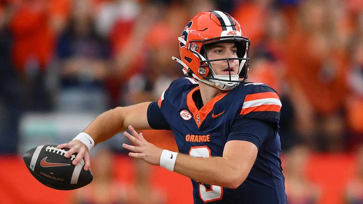 Syracuse quarterback Steve Angeli Syracuse quarterback Steve Angeli