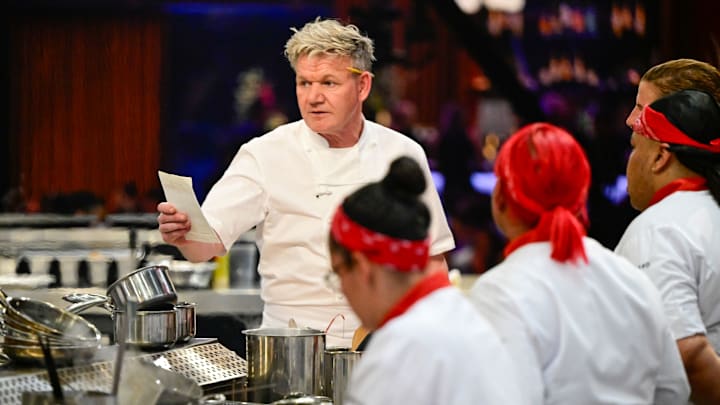 Hell's Kitchen Season 23 episode 3 dinner service, Red Team kitchen