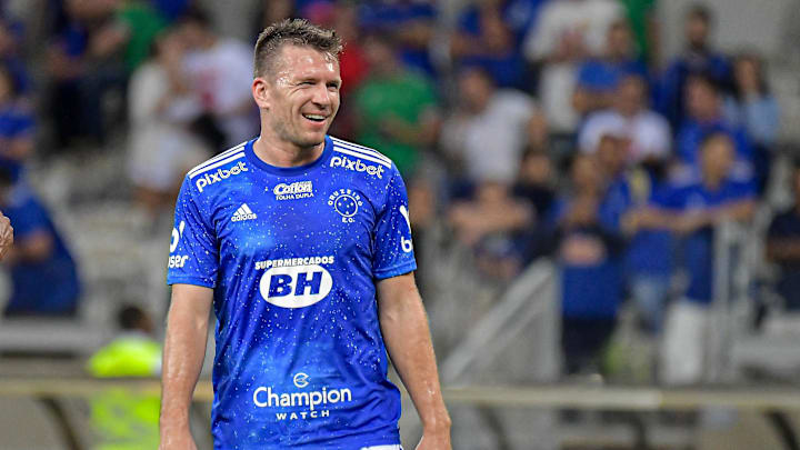 Brock teve bela atuação contra o Grêmio, no Independência