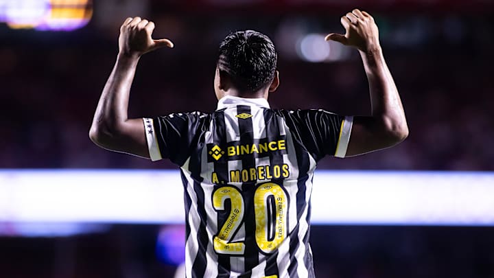 Morelos saiu do banco e fez o único gol no clássico diante do São Paulo; será que Fábio Carille vai dar chance a ele no time titular? Morelos saiu do banco e fez o único gol no clássico diante do São Paulo; será que Fábio Carille vai dar chance a ele no time titular?