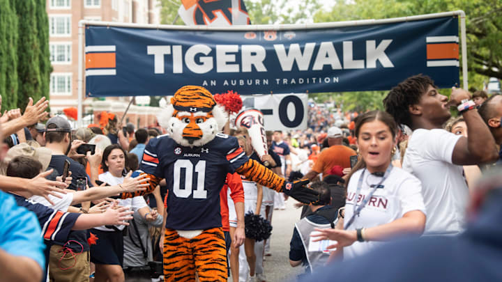 Top recruit Devin Carter will be a dynamic wide receiver for Auburn