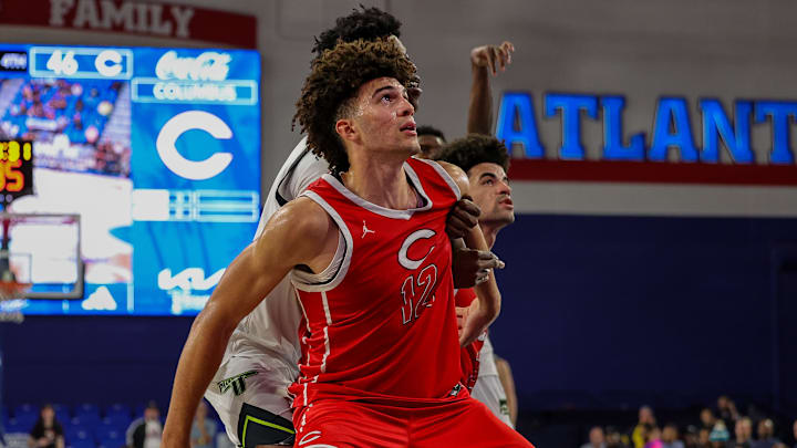 Cameron Boozer leads the top-ranked high school basketball team in the nation, the Columbus Explorers (Florida).