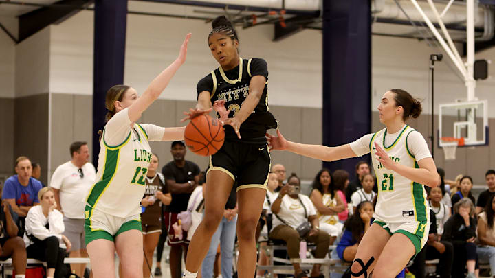 No. 2 West Linn will challenge No. 1 Tualatin for Three Rivers League supremacy this week. No. 2 West Linn will challenge No. 1 Tualatin for Three Rivers League supremacy this week.