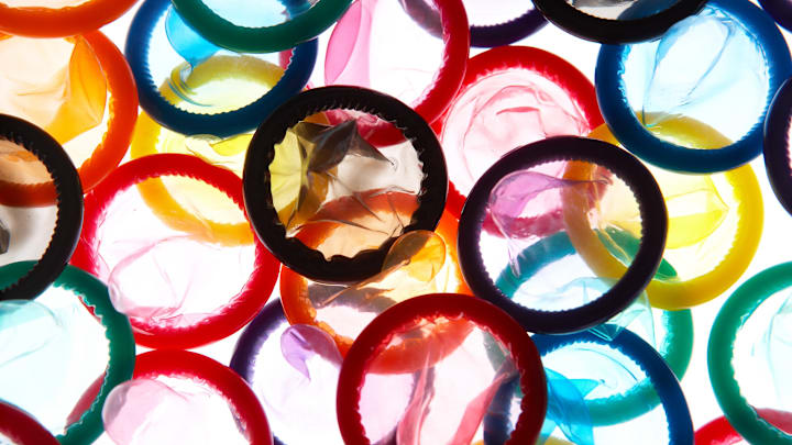 Does this image of overlapping multicolored rings remind you of anything, hm?