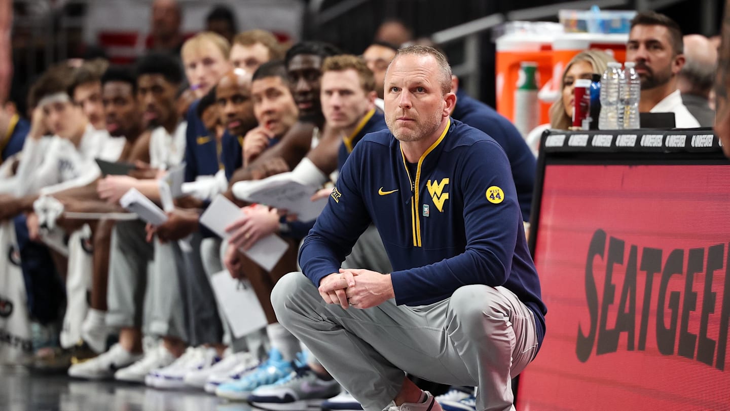 Sencire Harris takes another shot at former WVU basketball coach Darian ...