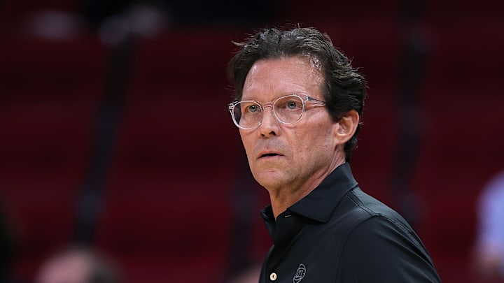 Atlanta Hawks Head Coach Quin Snyder on the sideline during the Atlanta Hawks Vs The Houston Rockets. (2025 NBA Preseason) Atlanta Hawks Head Coach Quin Snyder on the sideline during the Atlanta Hawks Vs The Houston Rockets. (2025 NBA Preseason)