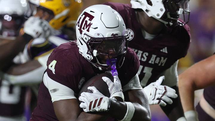 Sep 26, 2026; Baton Rouge, Louisiana, USA; Texas A&M Aggies running back Rueben Owens II (4) runs the ball during the second quarter against the LSU Tigers at Tiger Stadium. Mandatory Credit: Stephen Lew-Imagn Images Sep 26, 2026; Baton Rouge, Louisiana, USA; Texas A&M Aggies running back Rueben Owens II (4) runs the ball during the second quarter against the LSU Tigers at Tiger Stadium. Mandatory Credit: Stephen Lew-Imagn Images