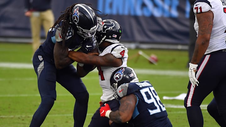 Oct 18, 2020; Nashville, Tennessee, USA; Tennessee Titans outside linebacker Jadeveon Clowney (99)