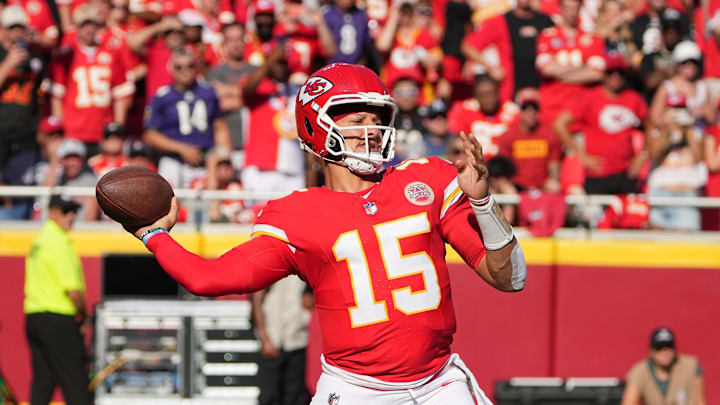 Sep 28, 2025; Kansas City, Missouri, USA; Kansas City Chiefs quarterback Patrick Mahomes (15) throws a pass during the first quarter against the Baltimore Ravens at GEHA Field at Arrowhead Stadium. Mandatory Credit: Denny Medley-Imagn Images Sep 28, 2025; Kansas City, Missouri, USA; Kansas City Chiefs quarterback Patrick Mahomes (15) throws a pass during the first quarter against the Baltimore Ravens at GEHA Field at Arrowhead Stadium. Mandatory Credit: Denny Medley-Imagn Images