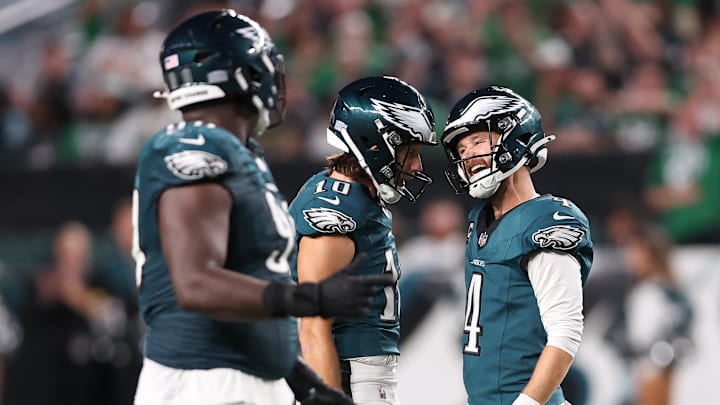 Sep 4, 2025; Philadelphia, Pennsylvania, USA; Philadelphia Eagles place kicker Jake Elliott (4) celebrates with teammates after a field goal against the Dallas Cowboys during the third quarter of the game at Lincoln Financial Field. Sep 4, 2025; Philadelphia, Pennsylvania, USA; Philadelphia Eagles place kicker Jake Elliott (4) celebrates with teammates after a field goal against the Dallas Cowboys during the third quarter of the game at Lincoln Financial Field.