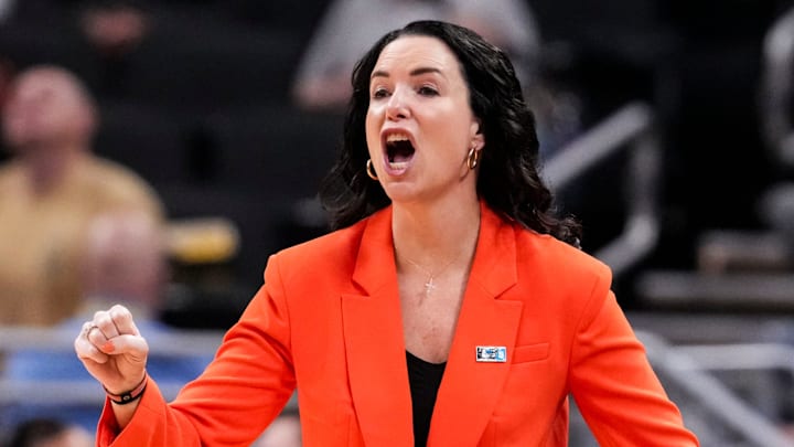 Illinois Fighting Illini head coach Shauna Green calls out to her team Friday, March 6, 2026, during a Big Ten women's basketball tournament game at Gainbridge Fieldhouse in Indianapolis.