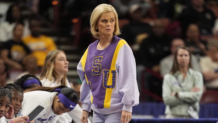Mar 8, 2025; Greenville, SC, USA; LSU Lady Tigers head coach Kim Mulkey during the first half against the Texas Longhorns at Bon Secours Wellness Arena. Mandatory Credit: Jim Dedmon-Imagn Images Mar 8, 2025; Greenville, SC, USA; LSU Lady Tigers head coach Kim Mulkey during the first half against the Texas Longhorns at Bon Secours Wellness Arena. Mandatory Credit: Jim Dedmon-Imagn Images