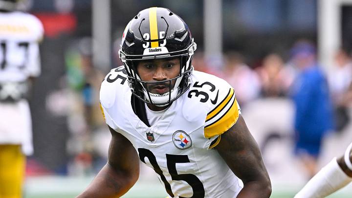 September 20, 2026; Foxborough, Massachusetts, USA; Pittsburgh Steelers cornerback Jamel Dean (35) warms up before a game New England Patriots at Gillette Stadium. Mandatory Credit: Eric Canha-Imagn Images September 20, 2026; Foxborough, Massachusetts, USA; Pittsburgh Steelers cornerback Jamel Dean (35) warms up before a game New England Patriots at Gillette Stadium. Mandatory Credit: Eric Canha-Imagn Images