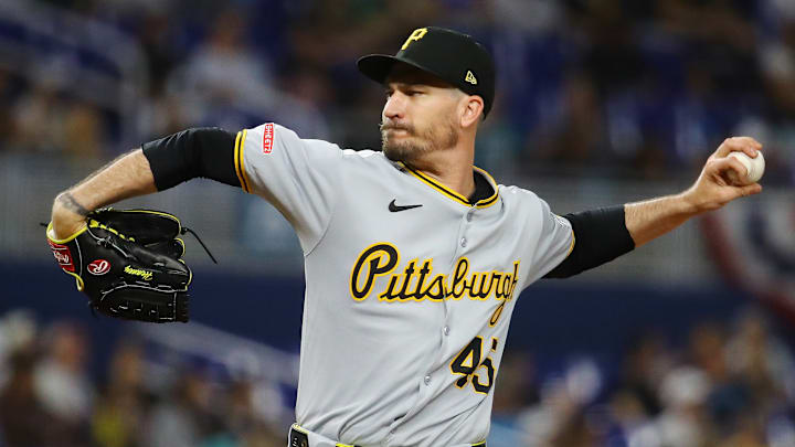 Pittsburgh Pirates v Miami Marlins