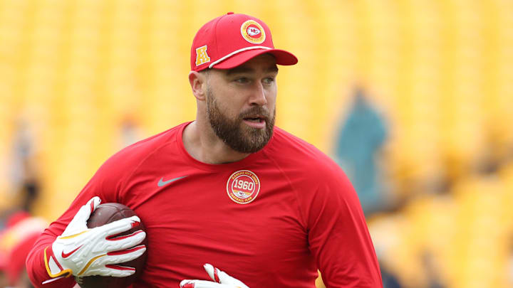 Dec 25, 2024; Pittsburgh, Pennsylvania, USA; Kansas City Chiefs tight end Travis Kelce (87) warms up before the game against the Pittsburgh Steelers at Acrisure Stadium. Mandatory Credit: Charles LeClaire-Imagn Images