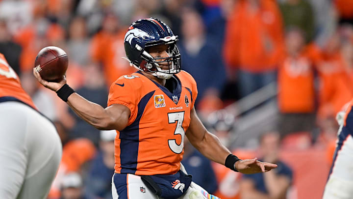 Indianapolis Colts v Denver Broncos