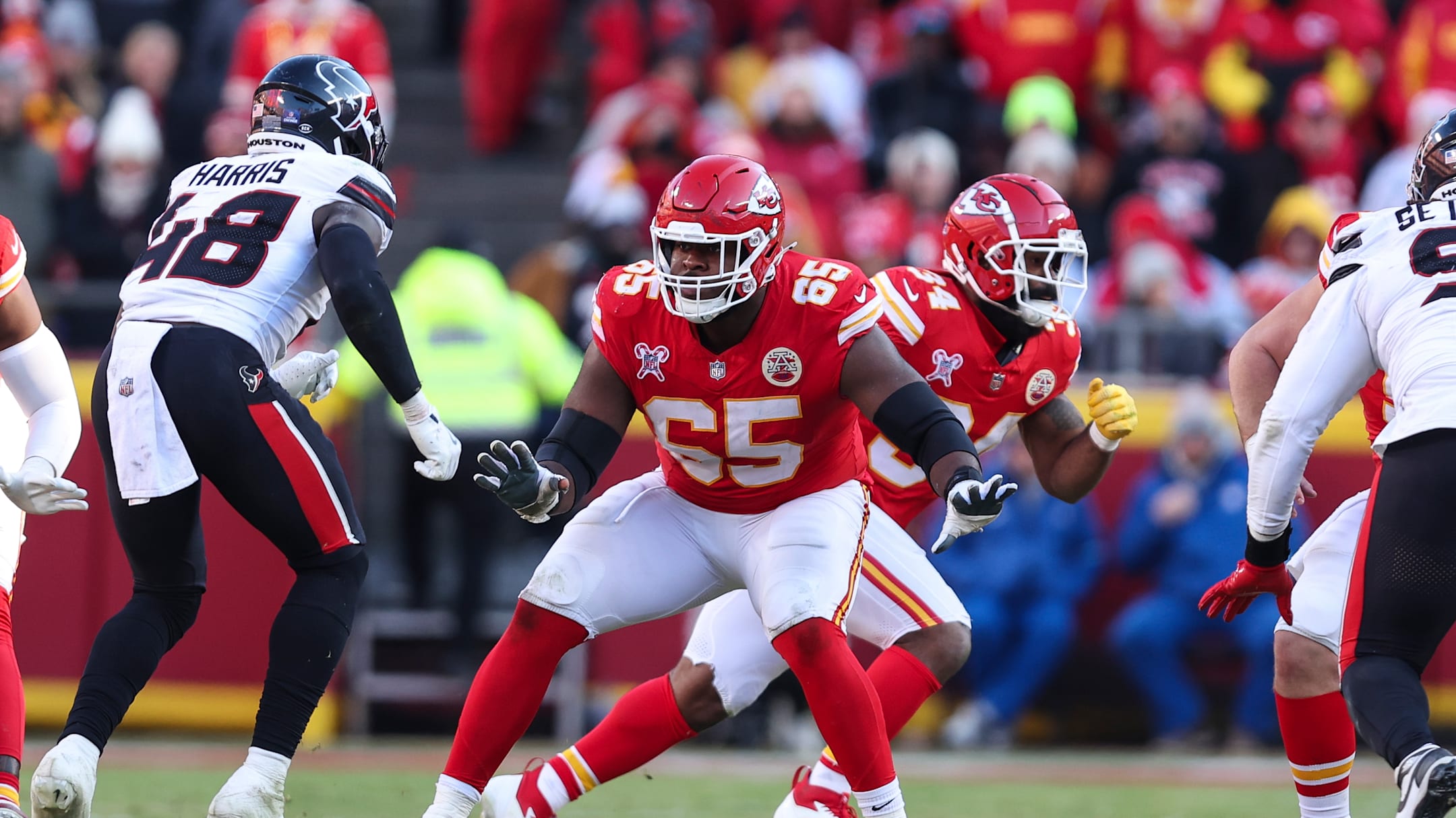 Chiefs and Trey Smith have every reason to strike a deal before the buzzer